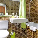 アパート Jeanne D'arc Apt- C-28 By Interhome