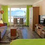 アパート Jeanne D'arc Apt- C-28 By Interhome *